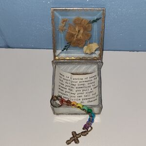 Vintage St. Therese Sacrifice Beads & Pressed Flower Glass Trinket Box Set